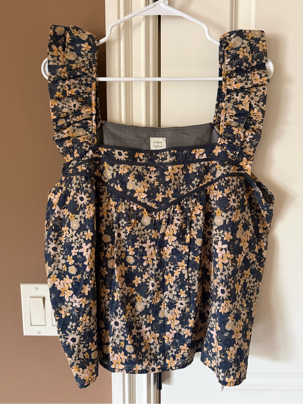 Roan + Ryan Black Yellow Floral Print Sleeveless Ruffle Blouse
